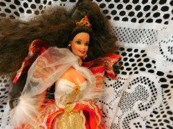 barbie holiday 97 side